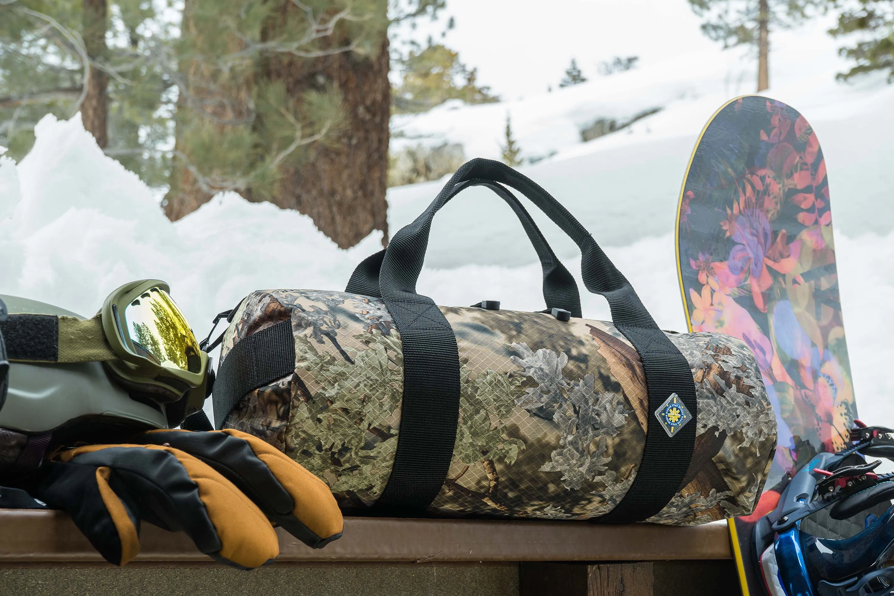08" X 18" KING'S CAMO TOUGH GEAR BAG (14L)