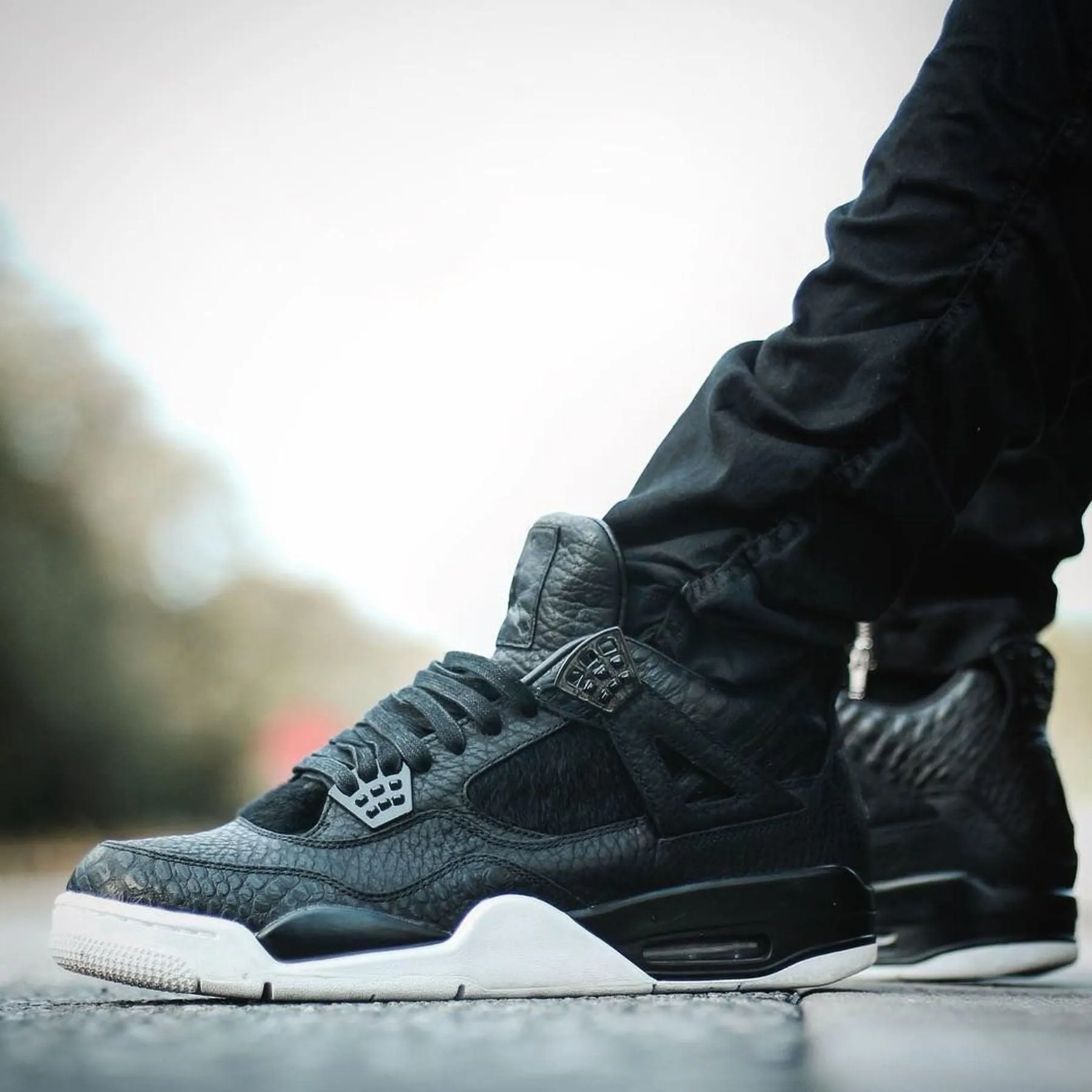 Air Jordan 4 Retro PRM 'Pinnacle'