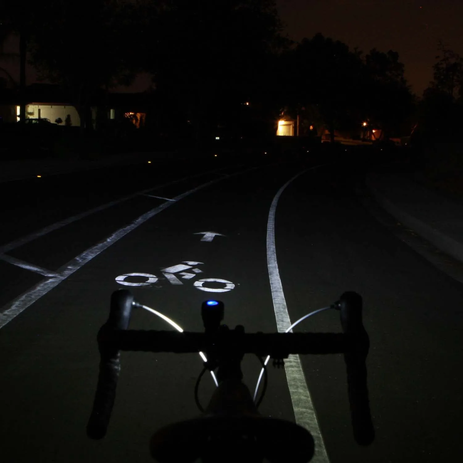 Lumina™ Micro 650 Front Bike Light