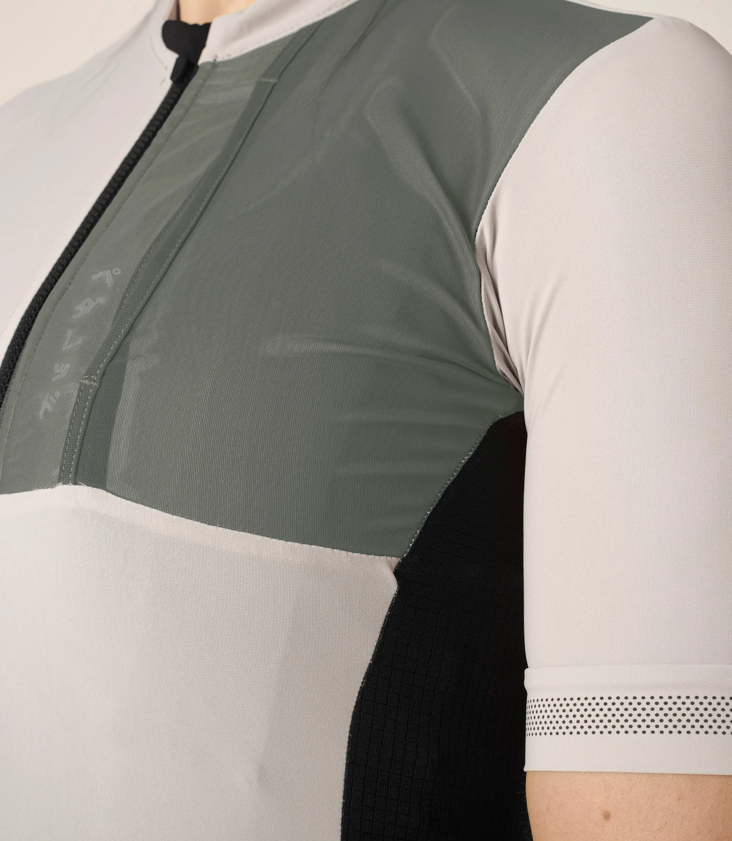 Odyssey Women's Adventure Cargo Jersey